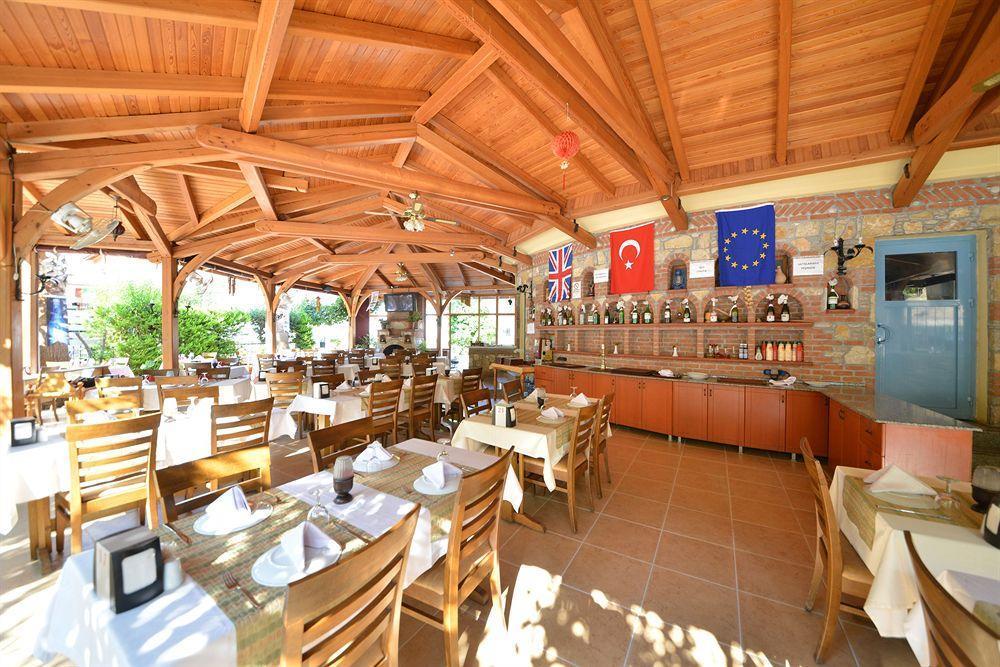 Montebello Deluxe Hotel Ölüdeniz Exterior foto