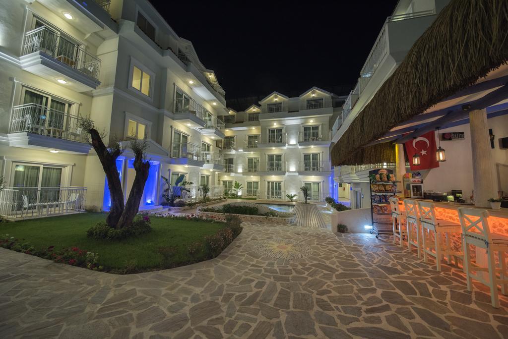 Montebello Deluxe Hotel Ölüdeniz Exterior foto