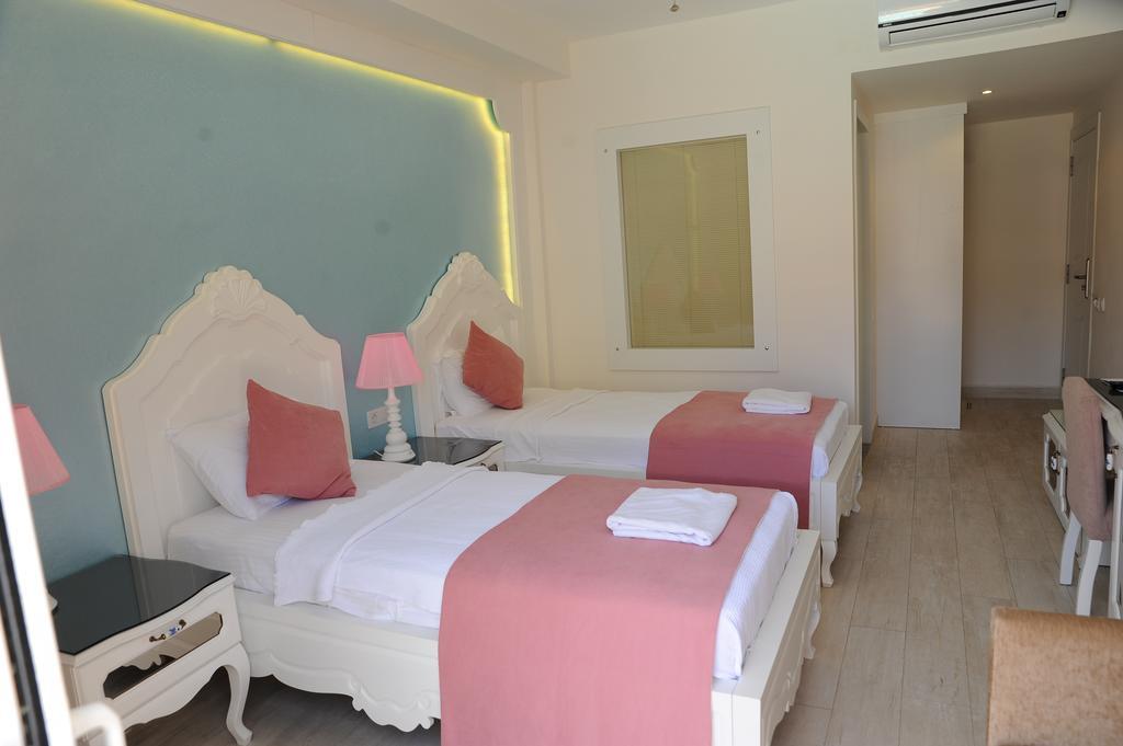 Montebello Deluxe Hotel Ölüdeniz Exterior foto